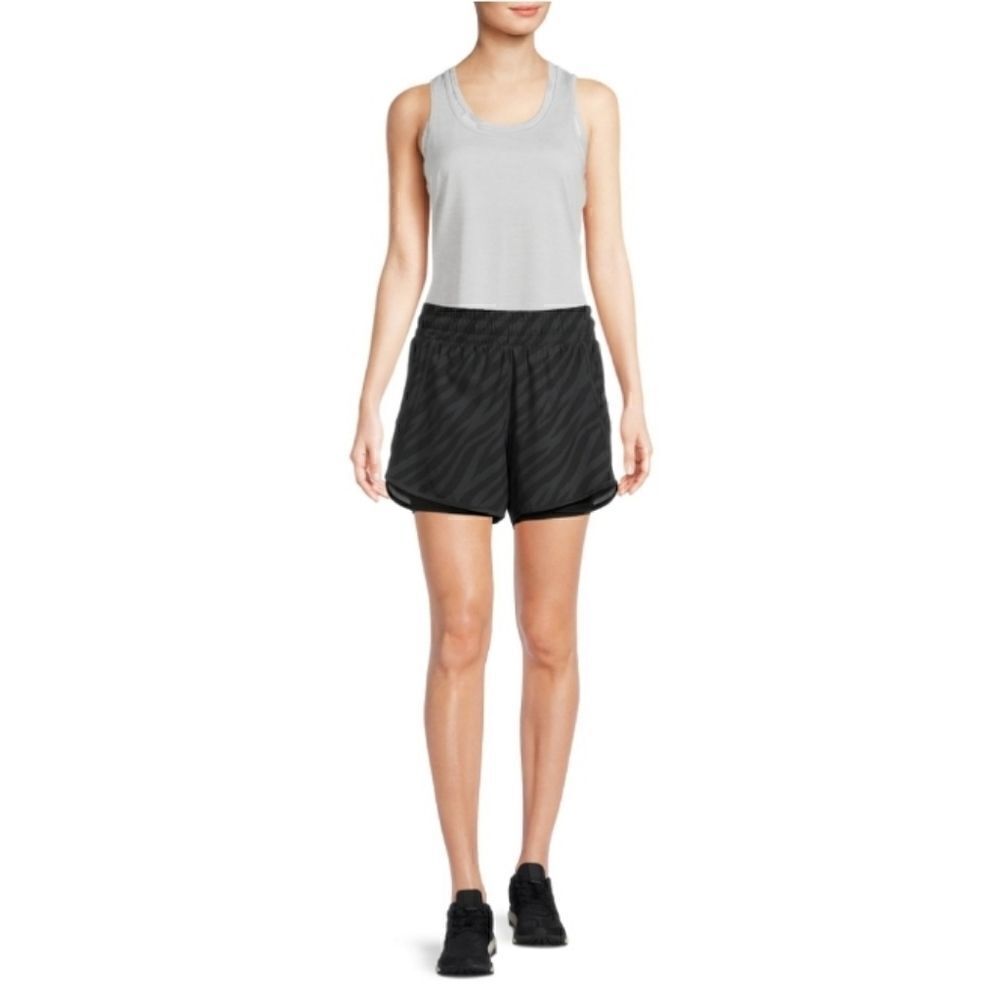 Women's Core Running Shorts - Picture 3 of 6
